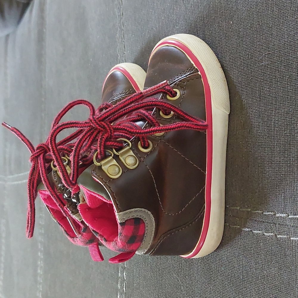 GAP Toddler Hightop Sneakers - Size 5